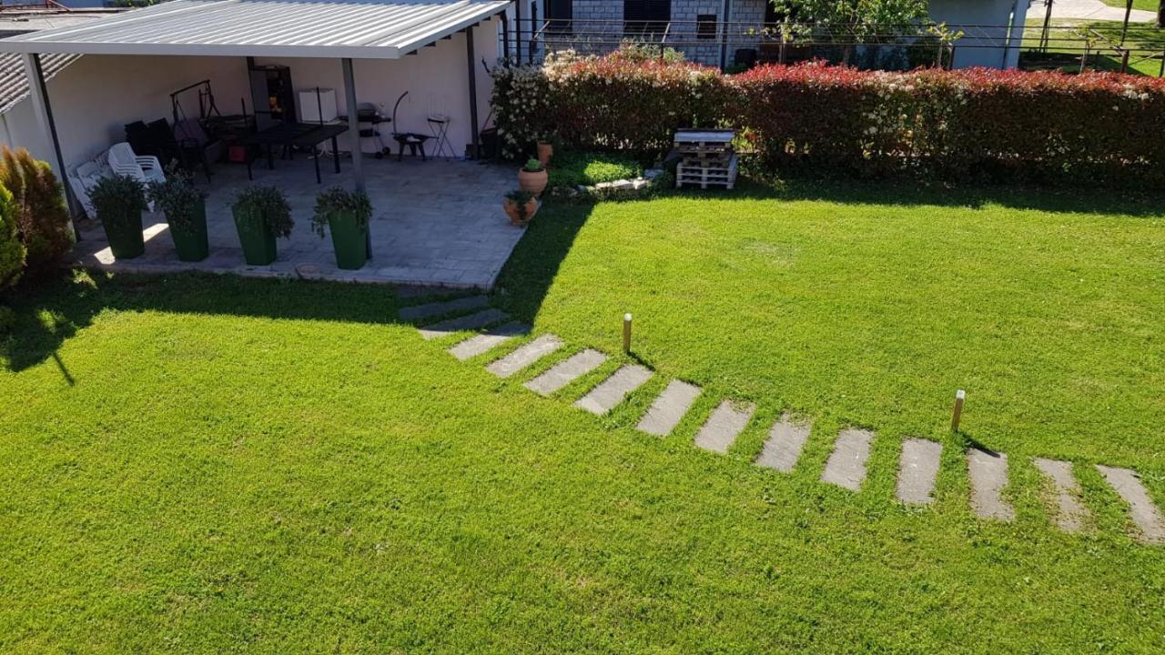 Villa Ax Umag Luaran gambar
